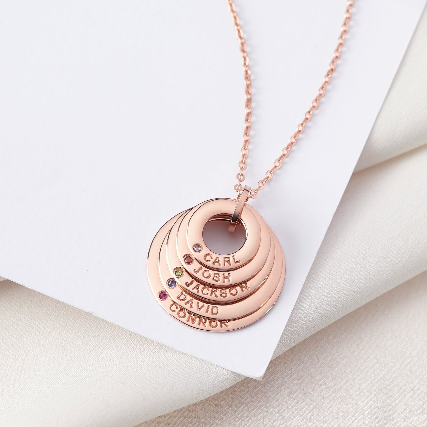 Mother's Day Necklace With Engravings
